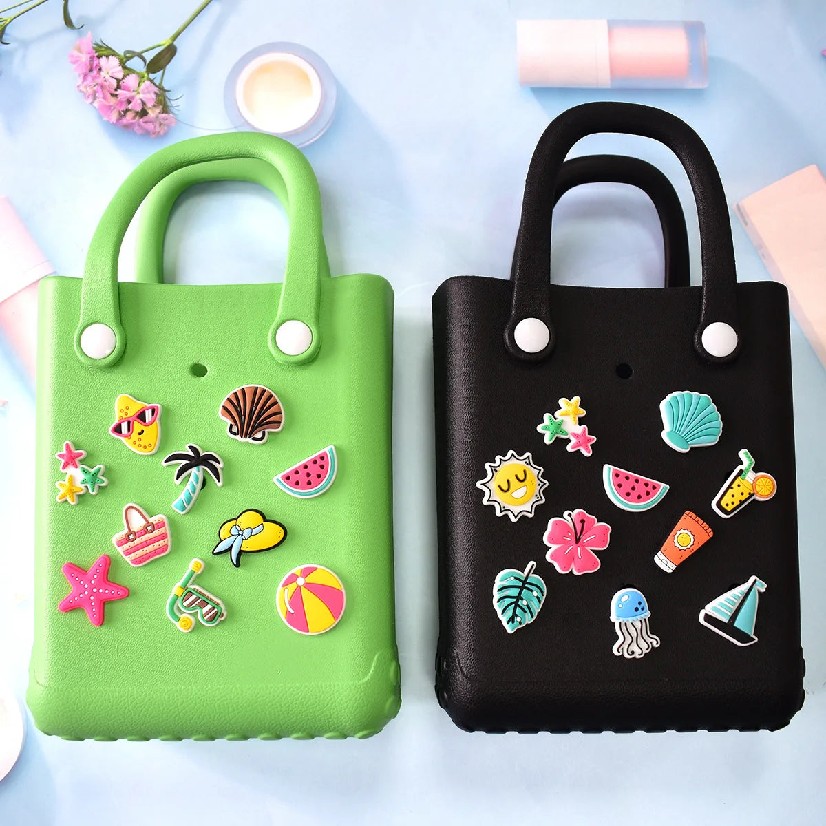 Accessoires multi-thèmes colorés (18 pièces)